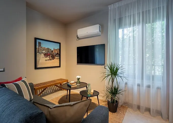 Ultra Cozy - Unirii - Old Town Apartment