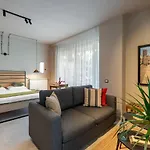 Ultra Cozy - Unirii - Old Town Apartman *