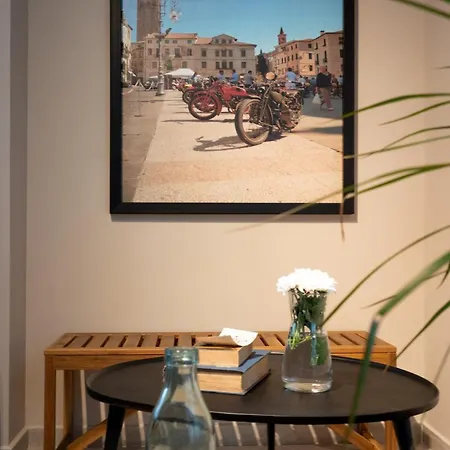 Ultra Cozy - Unirii - Old Town Apartment Bukarest